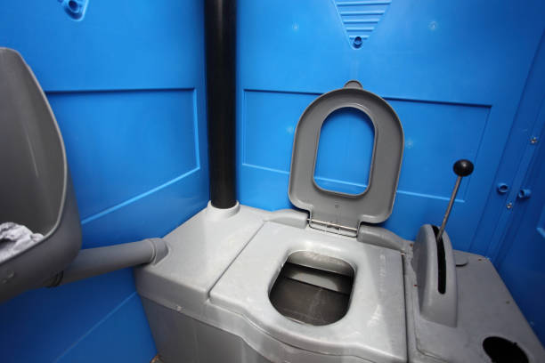 Portable Toilet Options We Offer in Baldwyn, MS